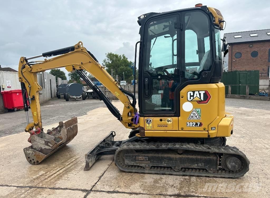 CAT 302.7 CR Miniescavadeiras