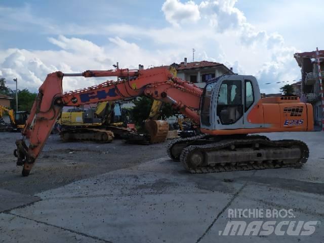 Fiat-Kobelco E 235 Escavadeiras de esteiras
