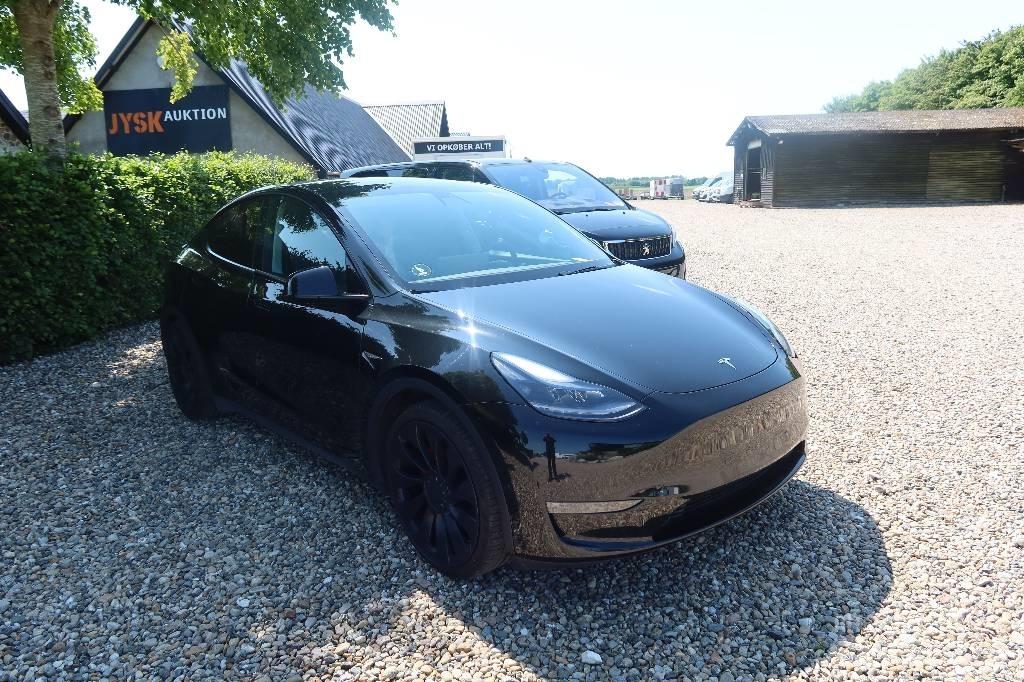 Tesla Model Y Automóvel
