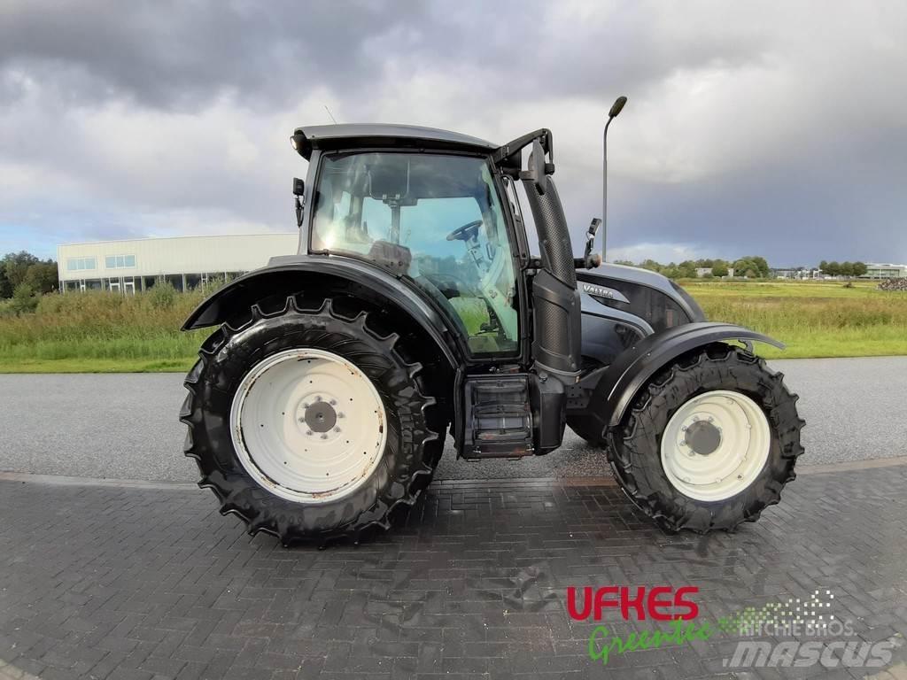 Valtra N134 Tratores Agrícolas usados