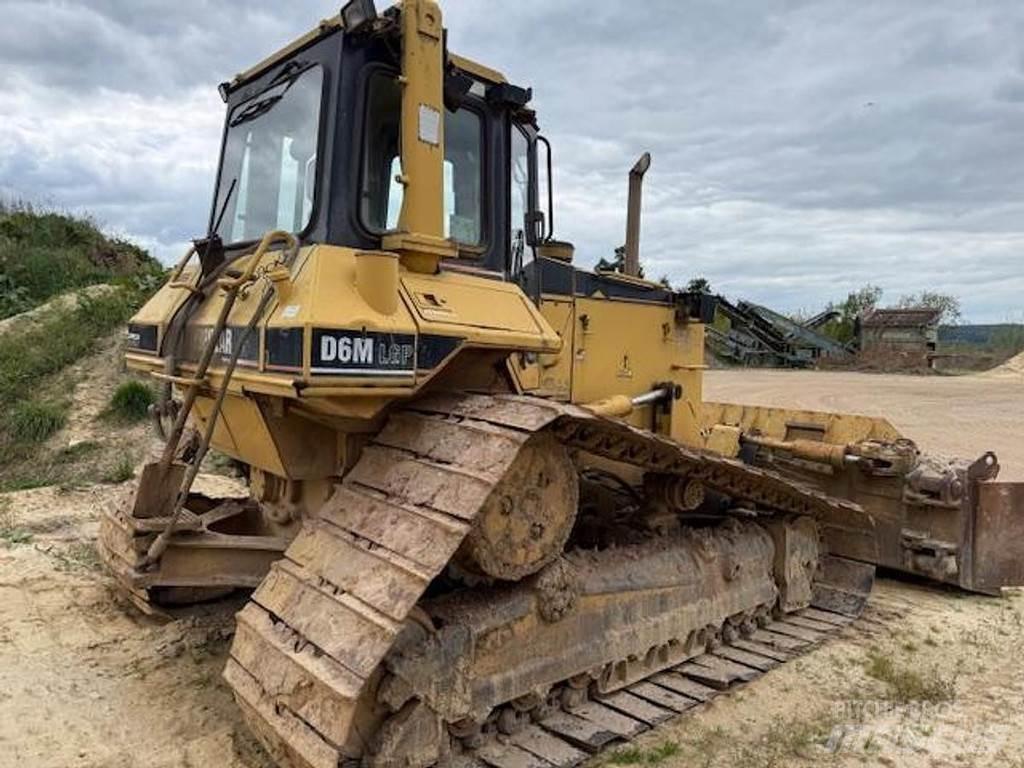 CAT D6M LGP Dozers - Tratores rastos