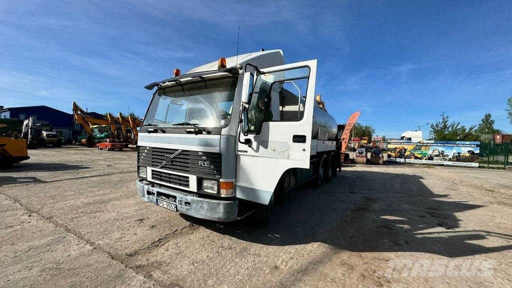 Volvo FL GUDRONATOR Pulverizadores de betume
