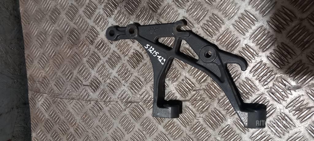 Scania R440  1477482 Chassis e suspensões