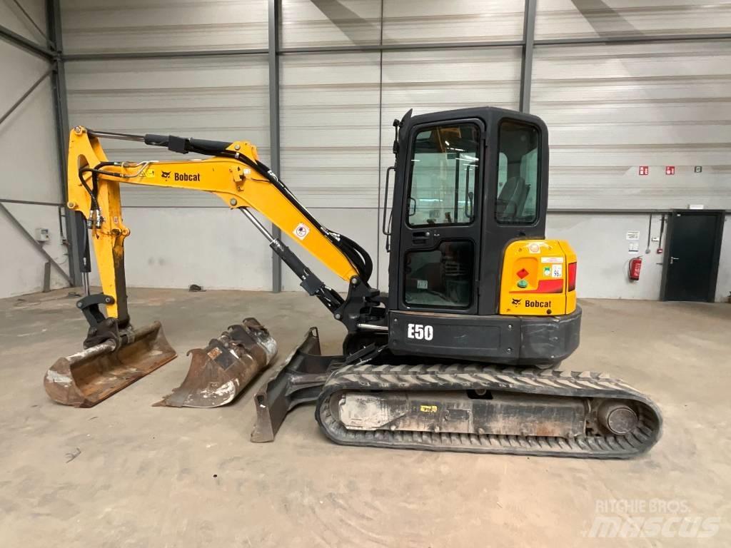 Bobcat E 50 Miniescavadeiras