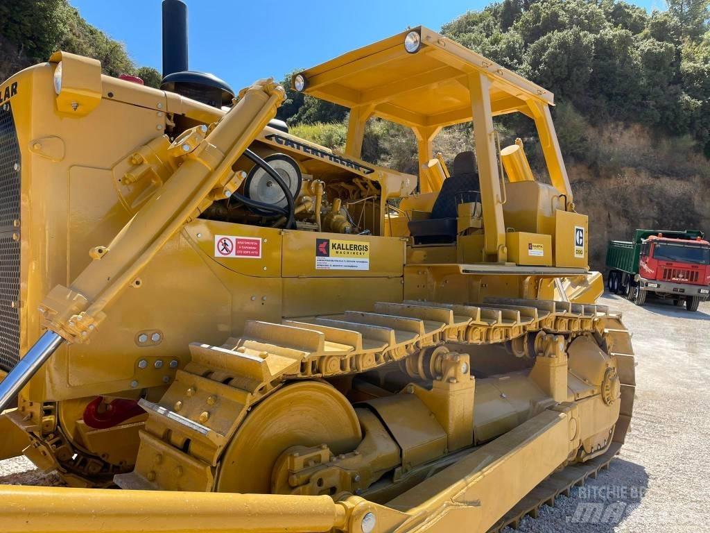 CAT D 9 G Dozers - Tratores rastos