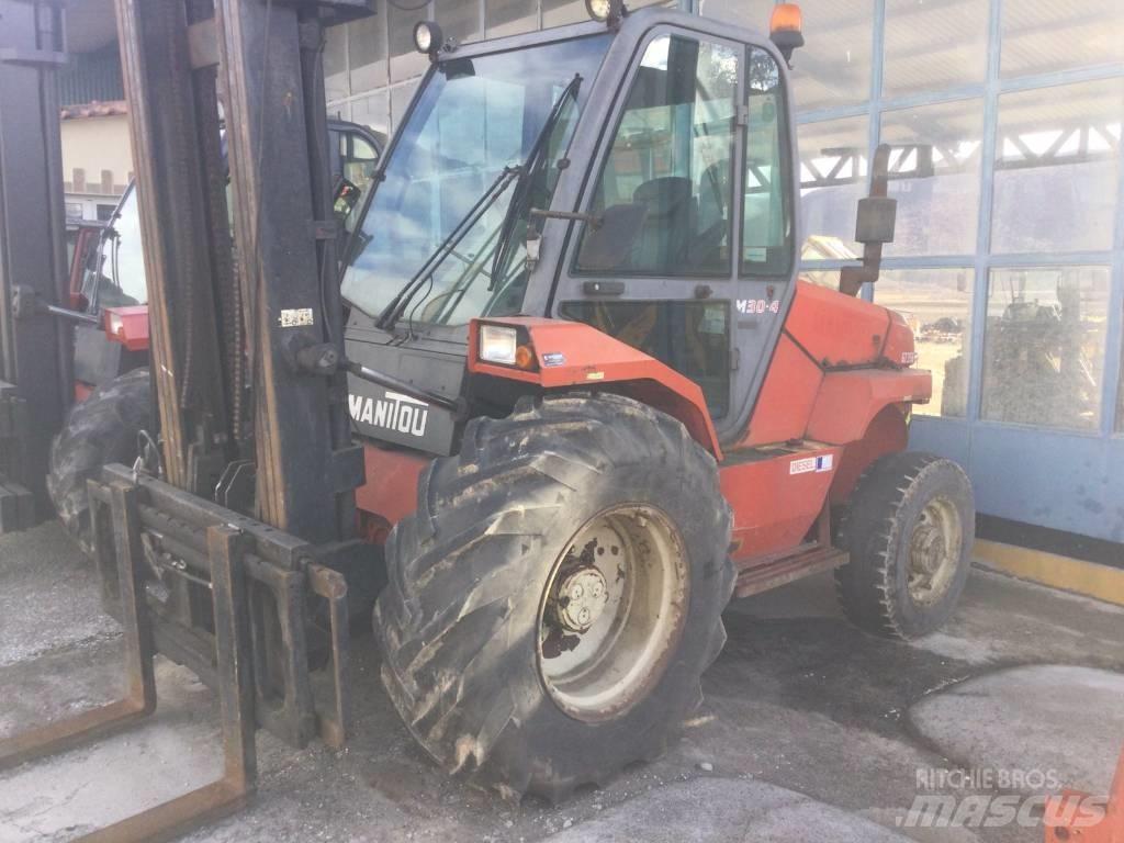 Manitou MC 30-4 Empilhadores Diesel