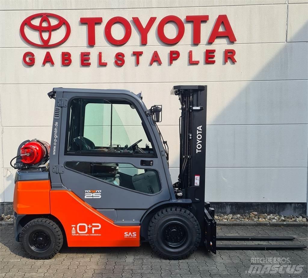 Toyota 02-8FGF25 Empilhadores a gás