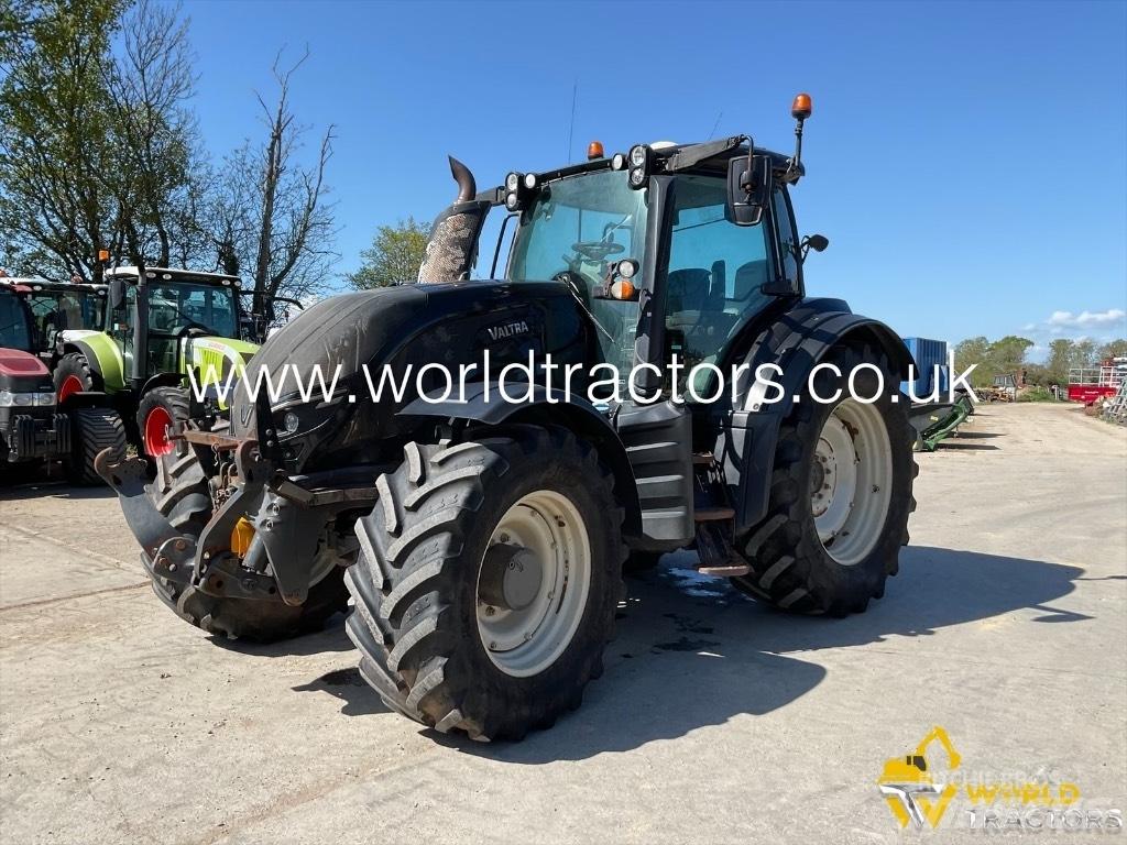 Valtra T 234 Tratores Agrícolas usados