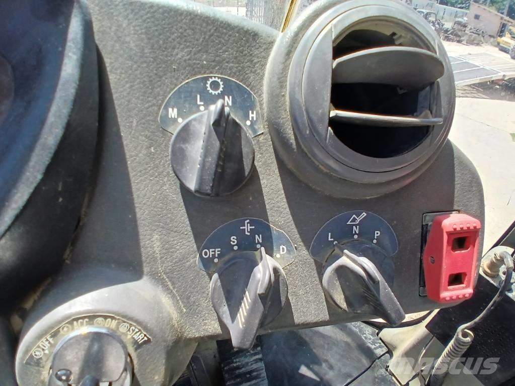 Hitachi ZW 310 Carregadeiras de rodas