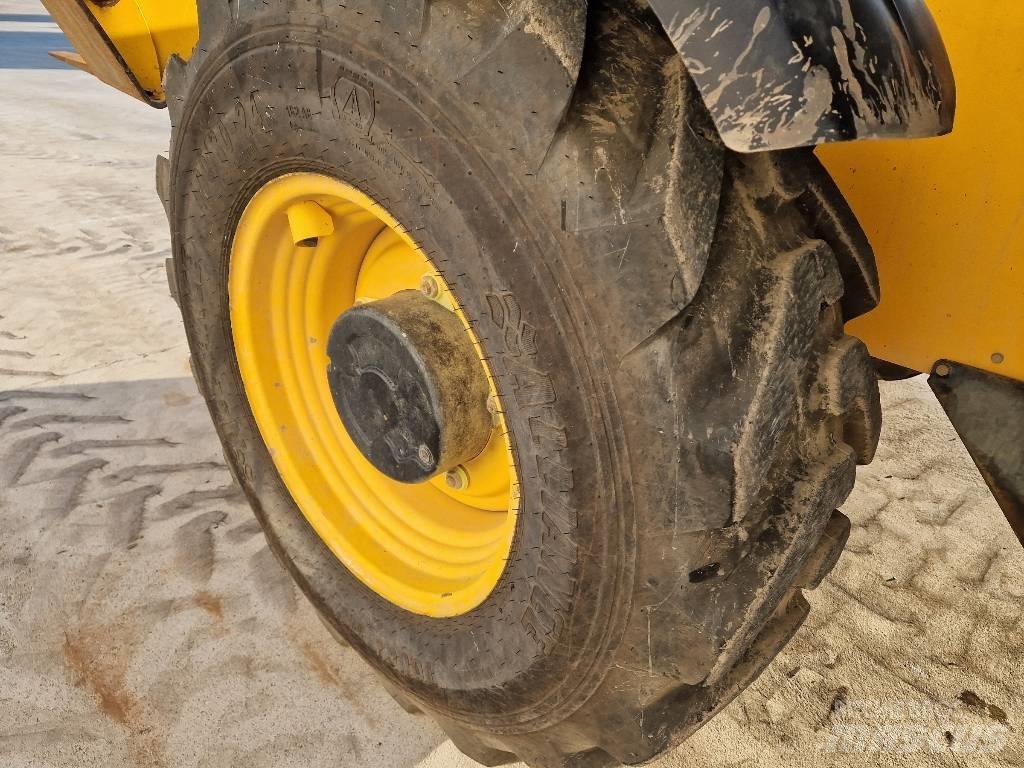 JCB 540-140  BC40 Manipulador telescópico