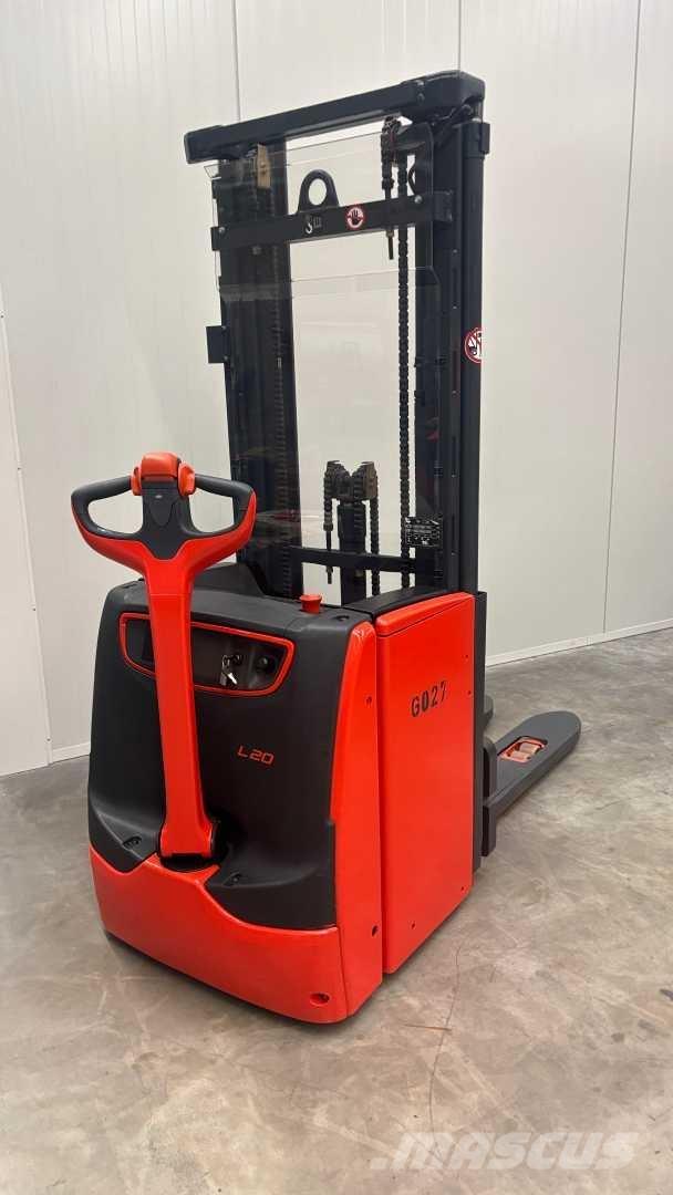 Linde L20 Empilhador para operador externo