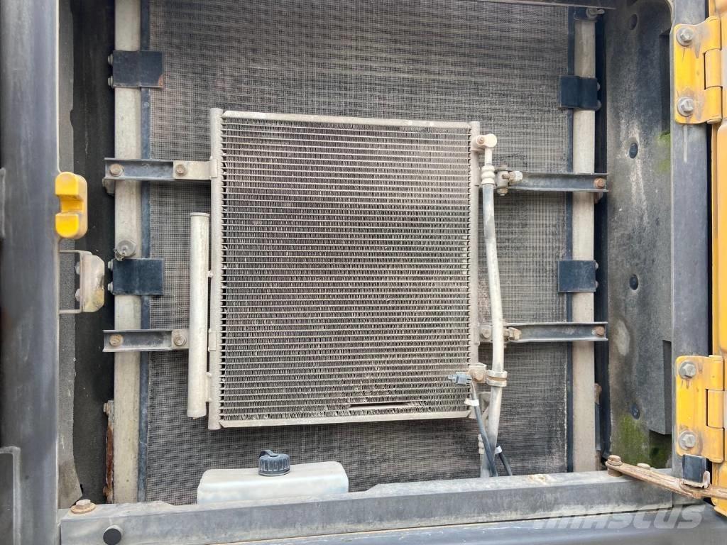 Volvo EC220El Escavadeiras de esteiras