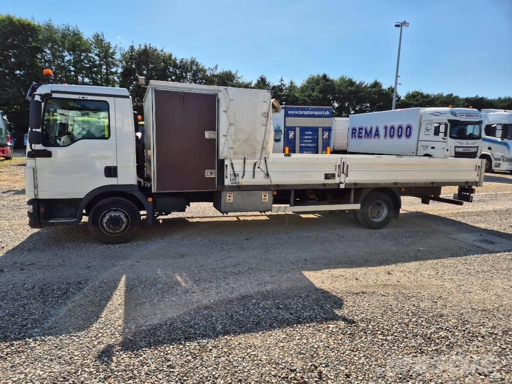 MAN TGL 12.250 Camiões estrado/caixa aberta