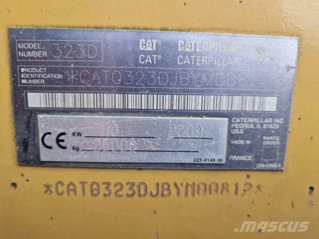 CAT 323d Escavadeiras de esteiras