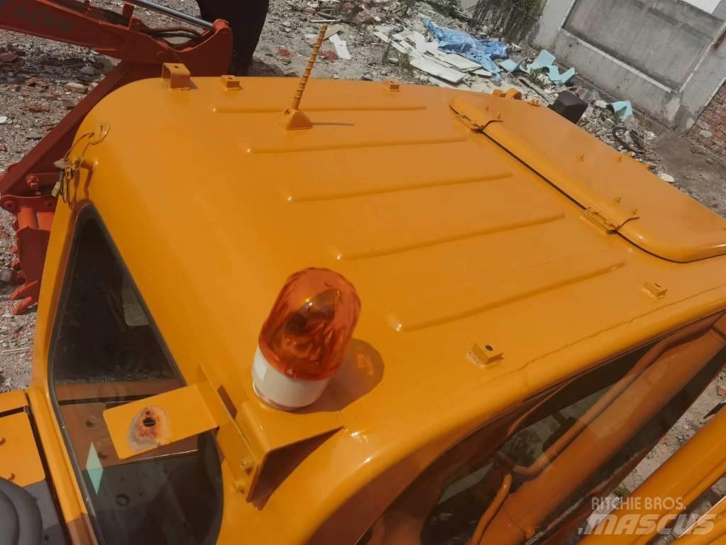 Hyundai R215VS Escavadeiras de esteiras