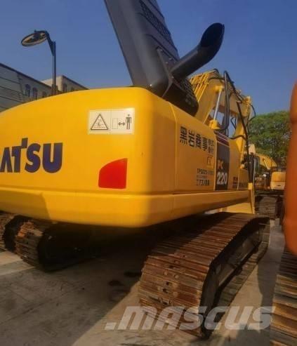 Komatsu PC 220-8 Escavadeiras de esteiras