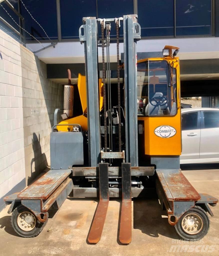 Combilift C4000 Carregadores laterais
