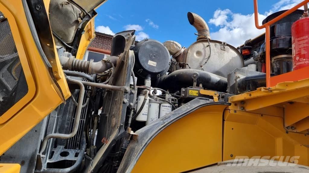 Volvo L 260 H Carregadeiras de rodas