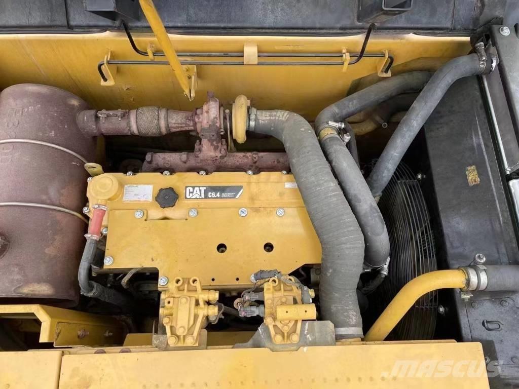 CAT 323 D L Escavadeiras de esteiras