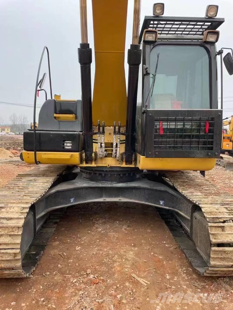 CAT 323 D L Escavadeiras de esteiras