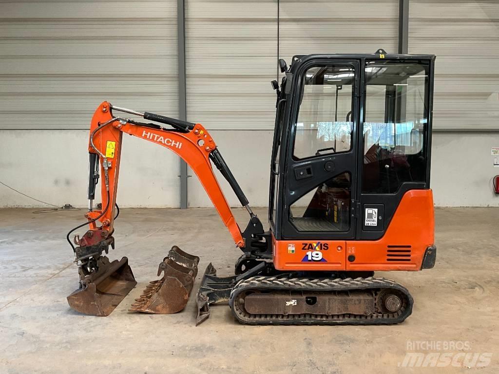 Hitachi ZX 19-6 CR Miniescavadeiras