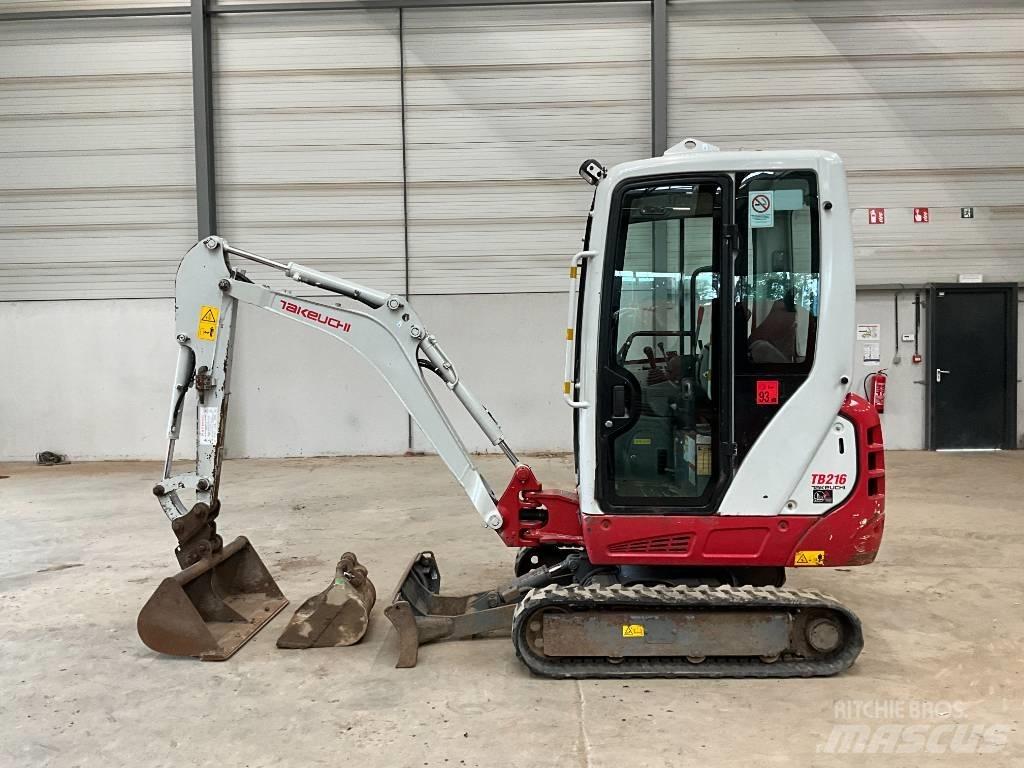 Takeuchi TB 216 Miniescavadeiras