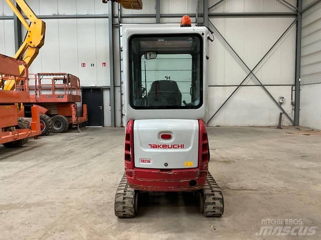 Takeuchi TB 216 Miniescavadeiras