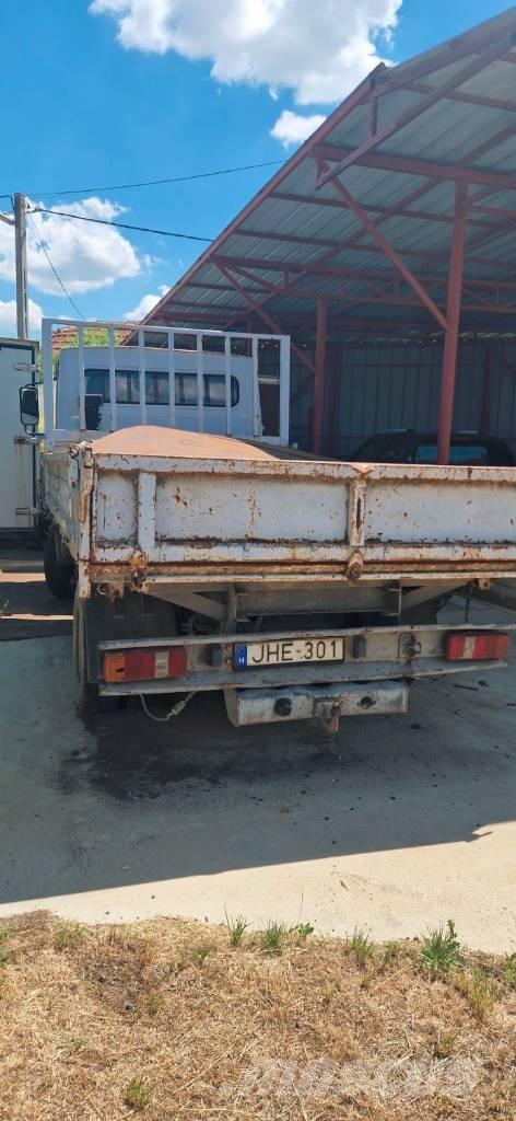 Nissan ECO T 135 Camiões basculantes