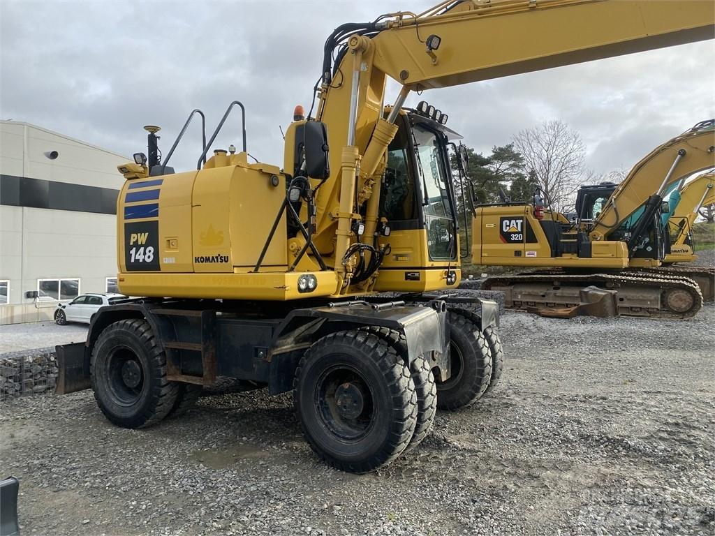 Komatsu PW148-10 Escavadoras de rodas