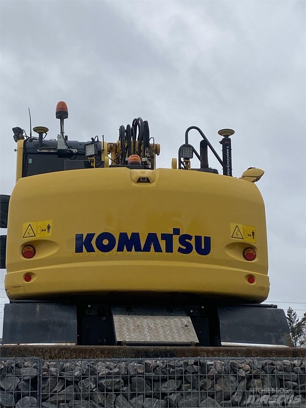 Komatsu PW148-10 Escavadoras de rodas