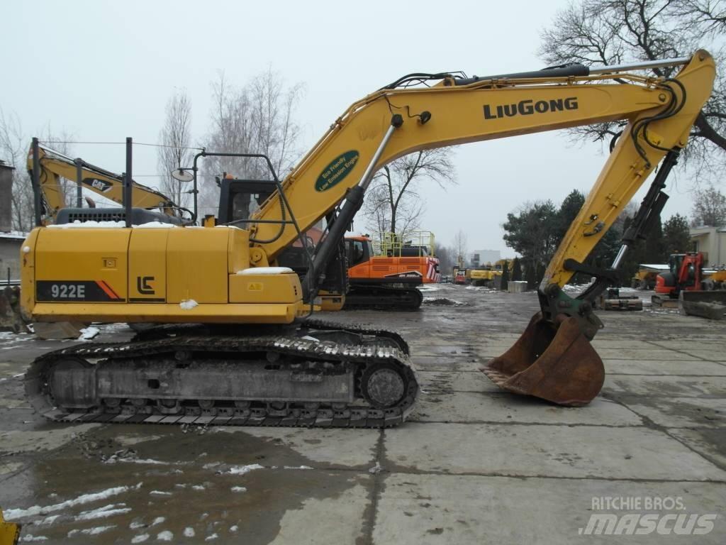 LiuGong CLG 922 E Escavadeiras de esteiras