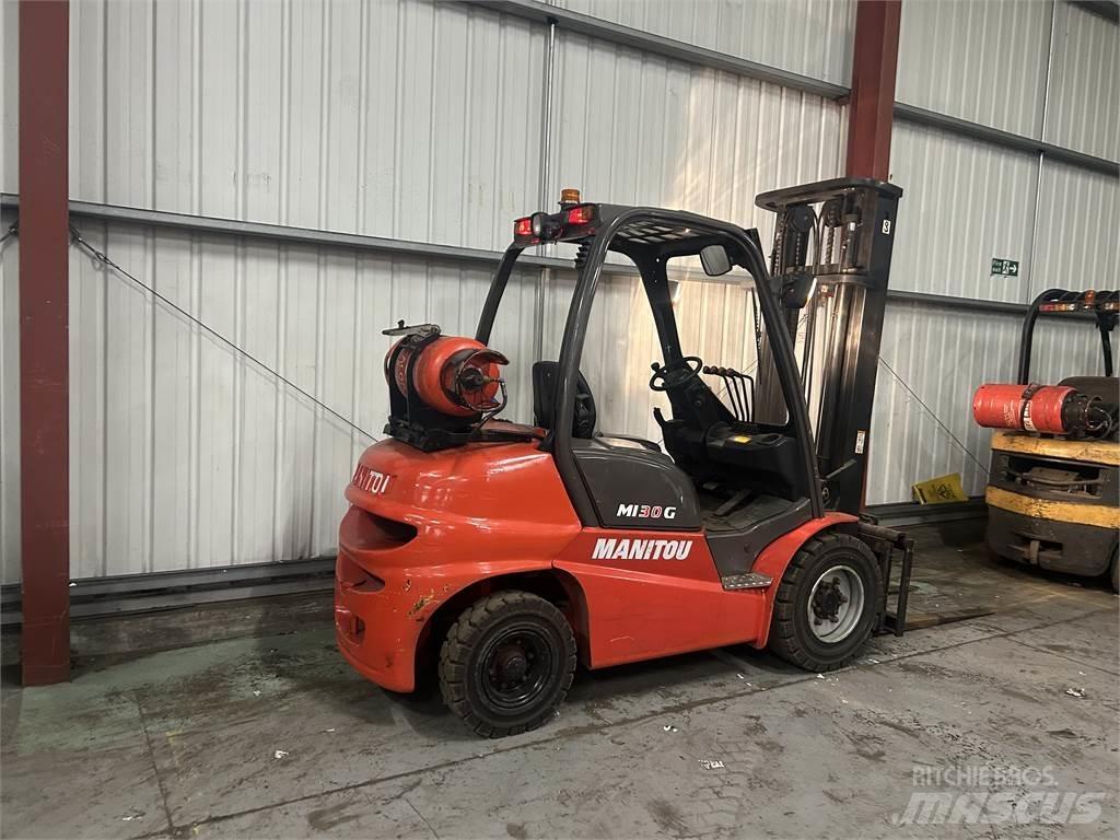 Manitou MI30G Empilhadores a gás