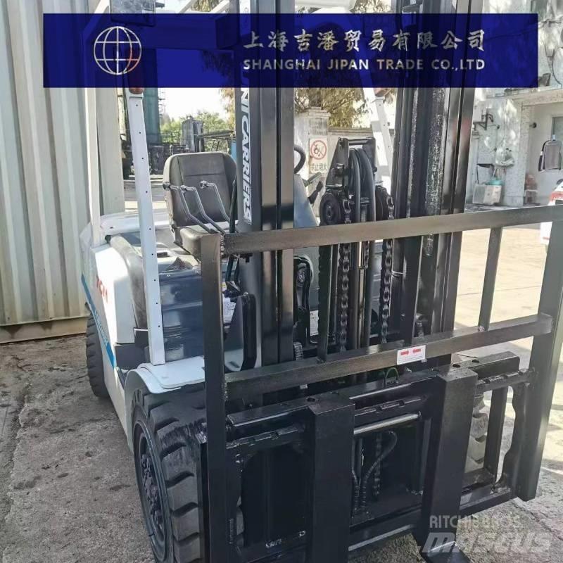 TCM FD 30 Empilhadores Diesel