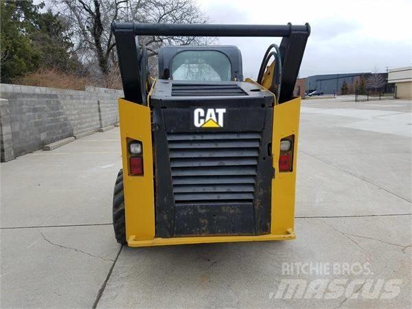 CAT 272 D Minicarregadeiras