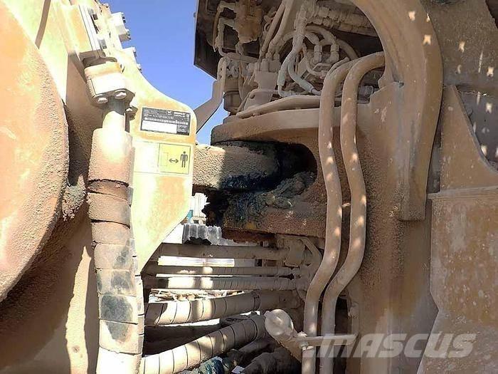 CAT 988K Carregadeiras de rodas