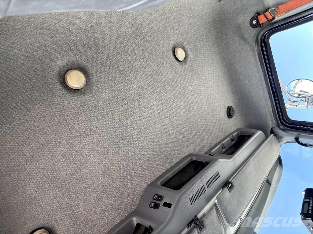 Mack CHU 613 Camiões de Reciclagem