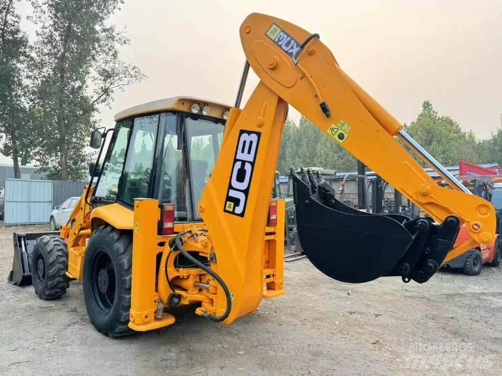 JCB 3 CX Retroescavadeiras