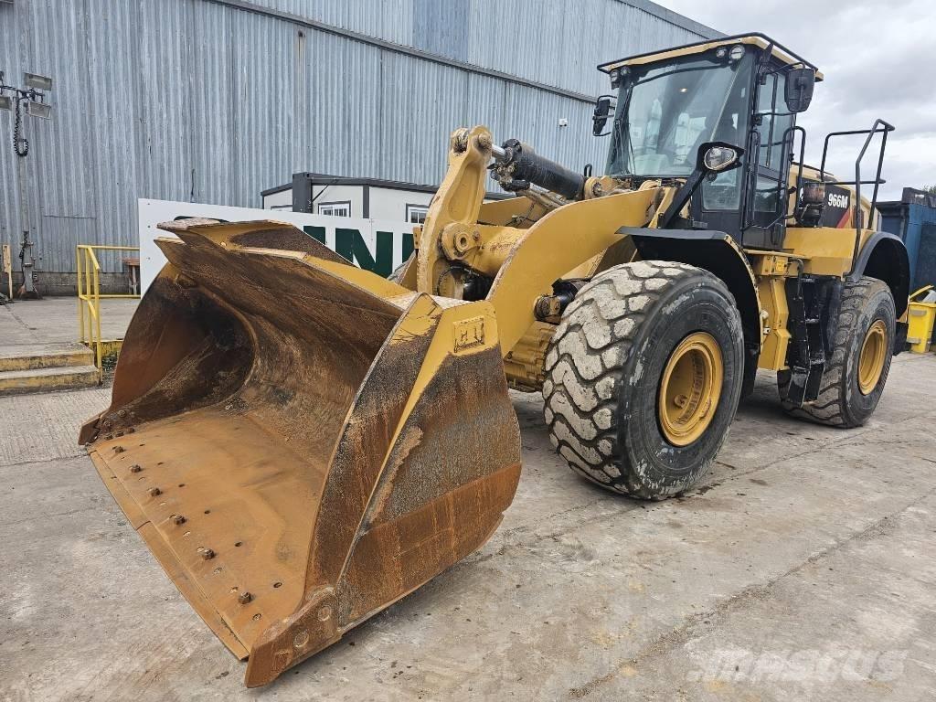 CAT 966 M Carregadeiras de rodas