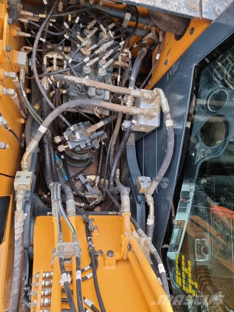 Hyundai HX 140 L Escavadeiras de esteiras