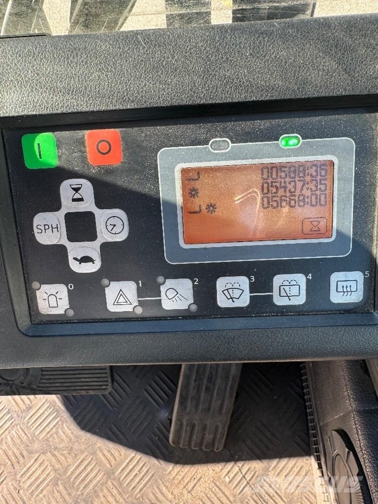 Toyota 8FBMT40 Empilhadores eléctricos