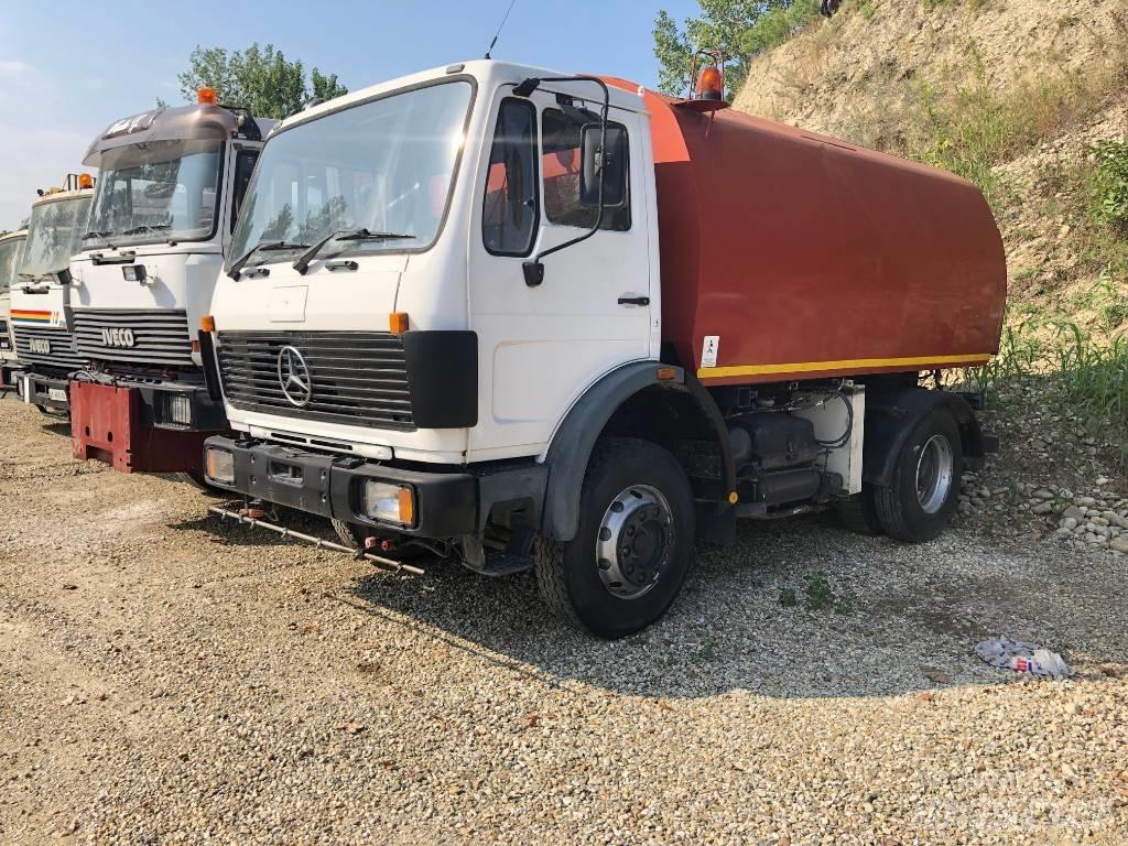 Mercedes-Benz 1414 Varredoras
