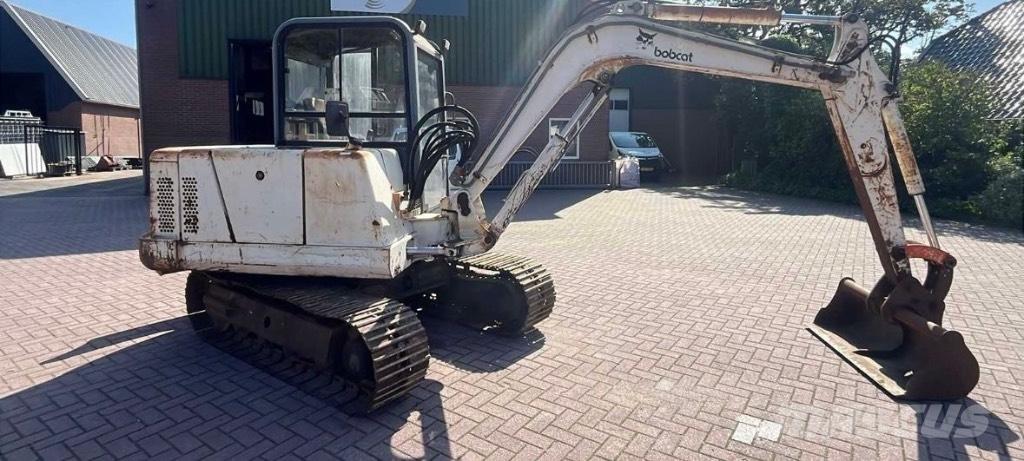 Bobcat X335 Miniescavadeiras