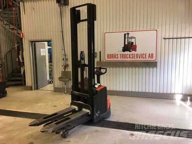 Toyota SWE 120 L Empilhador para operador externo