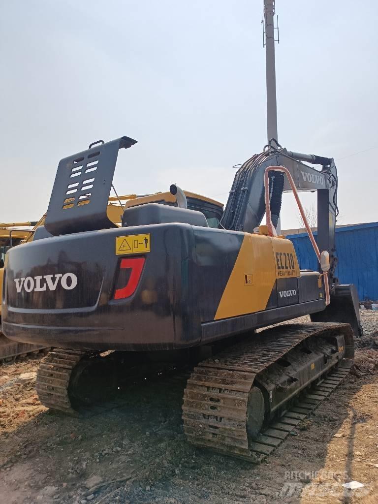 Volvo EC 210 Escavadoras Midi 7t - 12t