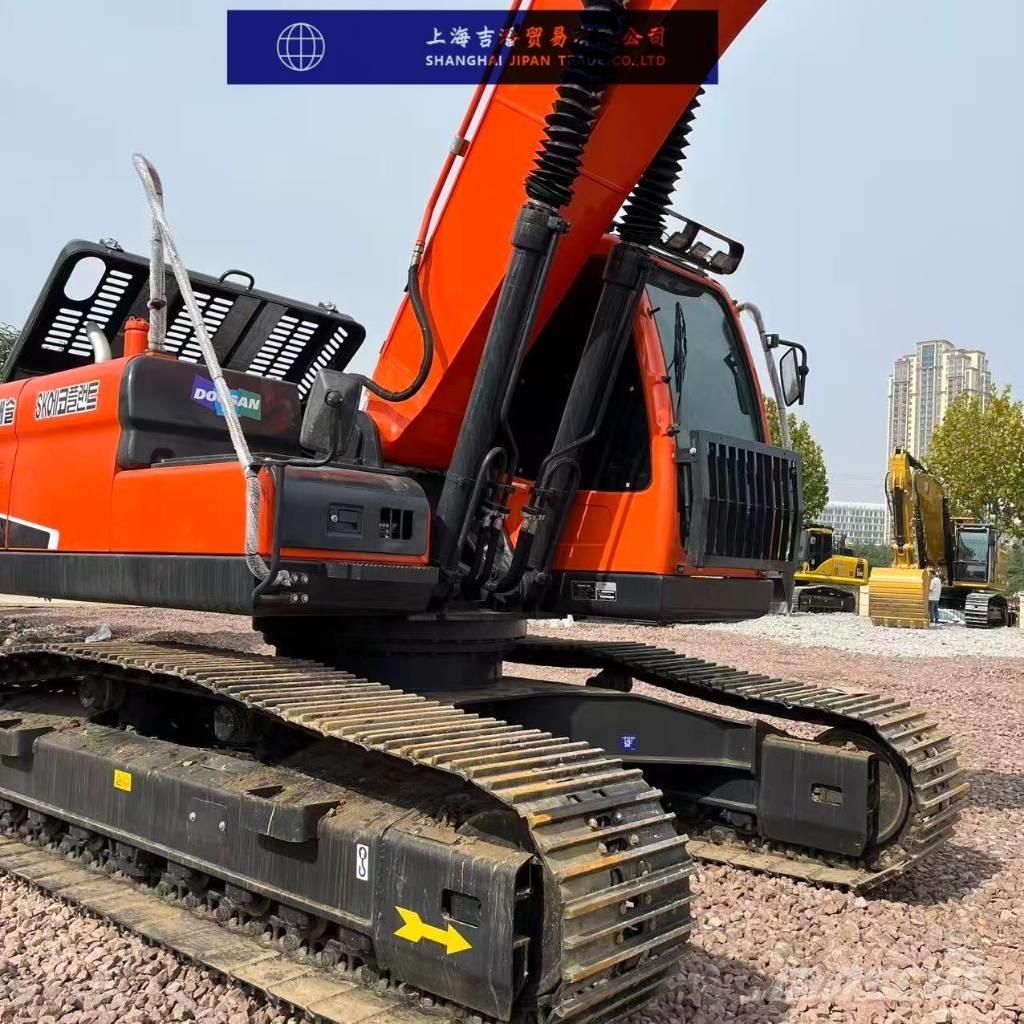 Doosan DX 225 Escavadeiras de esteiras