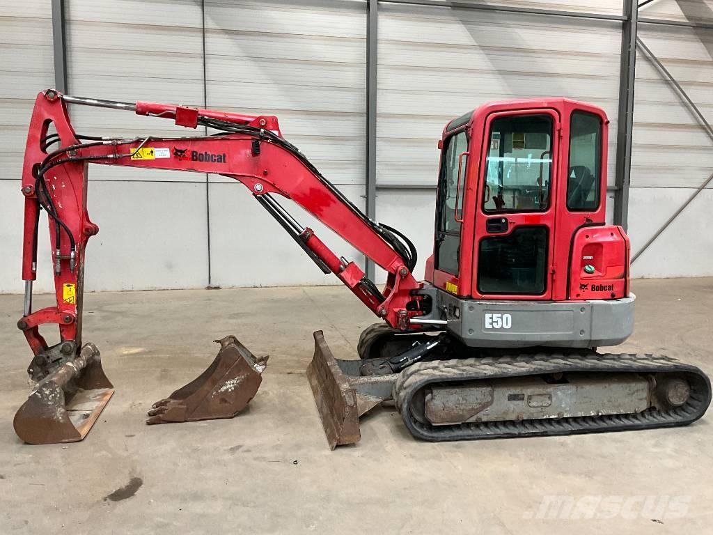 Bobcat E 50 EM Miniescavadeiras