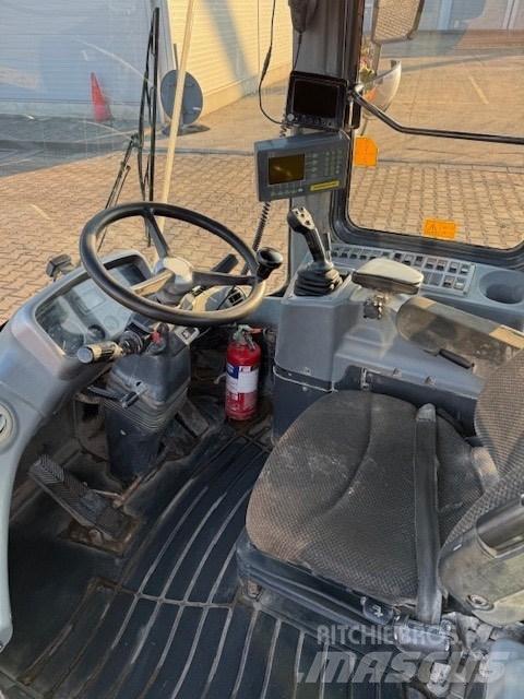 Doosan DL 420-3 CAB Cabina