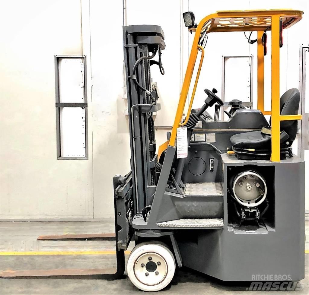 Combilift CB2500 Carregadores laterais