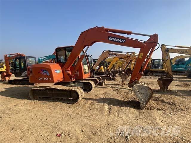 Doosan DH70-7 Escavadeiras de esteiras
