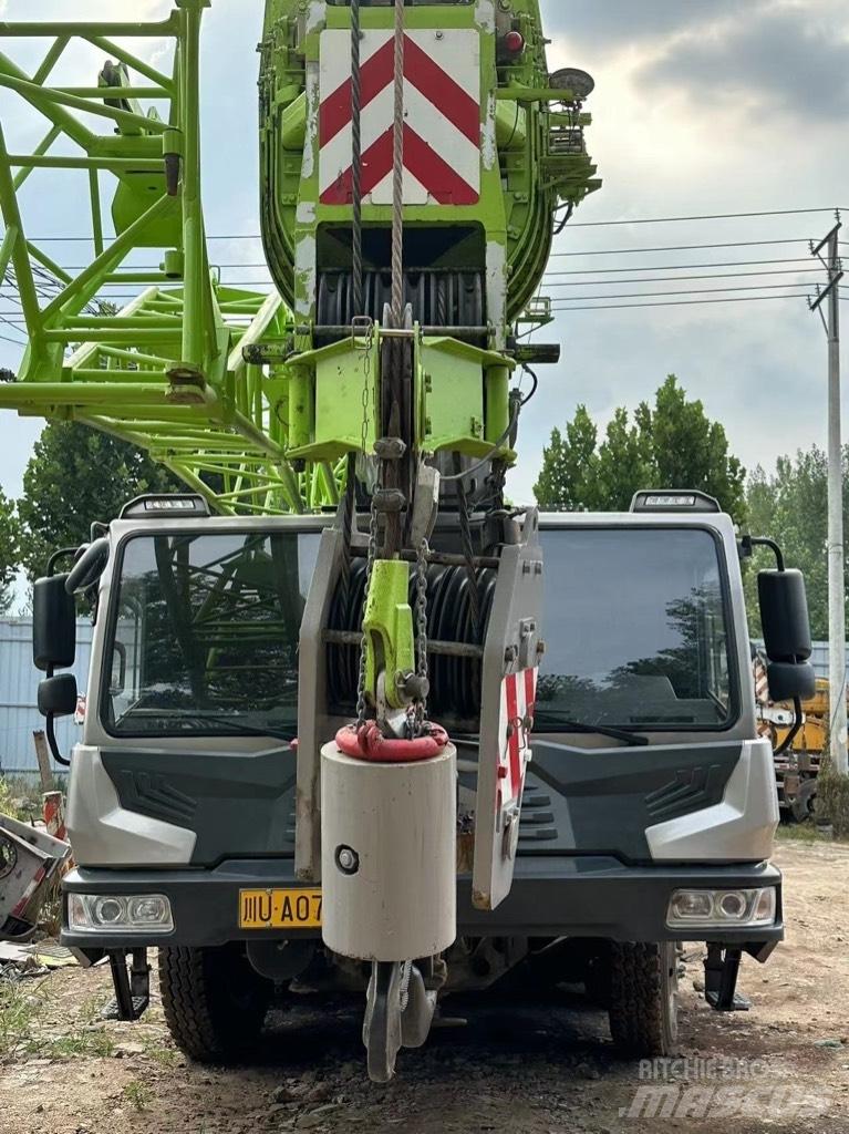 Zoomlion ZTC700 Gruas Todo terreno